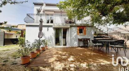 Traditional house 5 rooms of 138 m² in L'Isle-sur-la-Sorgue (84800)