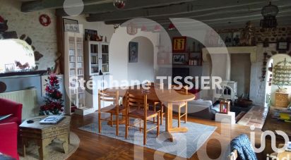 Country house 7 rooms of 175 m² in Saint-Bonnet-de-Joux (71220)