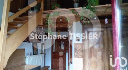 Country house 7 rooms of 175 m² in Saint-Bonnet-de-Joux (71220)