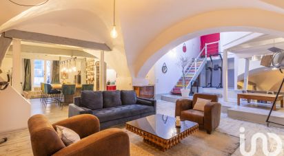 Loft 4 rooms of 143 m² in Marseille (13002)