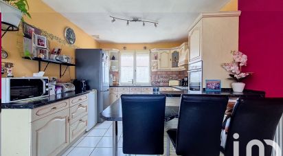 House 3 rooms of 75 m² in Hélesmes (59171)