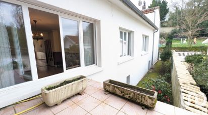 House 5 rooms of 138 m² in Montendre (17130)