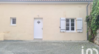 Apartment 2 rooms of 50 m² in Pons (17800)