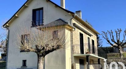 Maison 4 pièces de 90 m² à Arnac-Pompadour (19230)