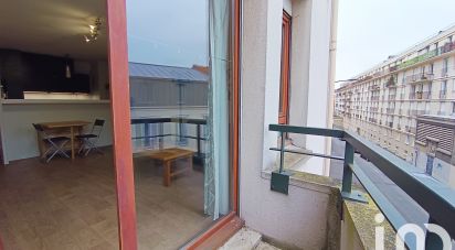 Appartement 2 pièces de 45 m² à Montreuil (93100)