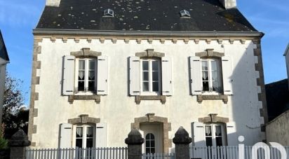 Maison 5 pièces de 94 m² à Plozévet (29710)