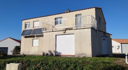 House 5 rooms of 168 m² in Pont-Saint-Martin (44860)