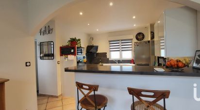 House 5 rooms of 84 m² in Noisy-le-Grand (93160)