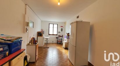 House 6 rooms of 145 m² in Lacommande (64360)