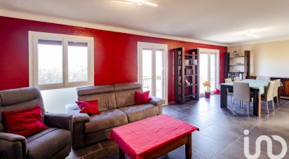 Traditional house 4 rooms of 147 m² in RAPHELE-LES-ARLES (13280)