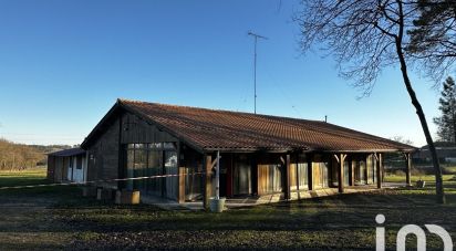 Maison traditionnelle 5 pièces de 193 m² à Orignolles (17210)