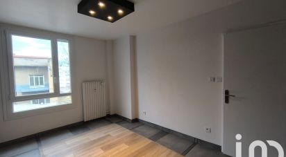 Appartement 2 pièces de 64 m² à Saint-Étienne (42000)