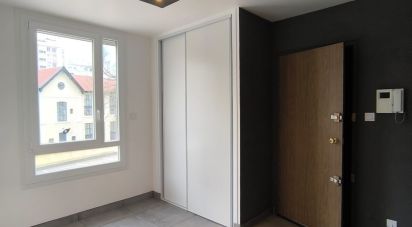 Appartement 2 pièces de 64 m² à Saint-Étienne (42000)