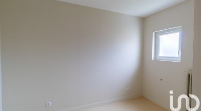 Apartment 4 rooms of 80 m² in Lorris (45260)