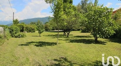 Land of 606 m² in Barraux (38530)