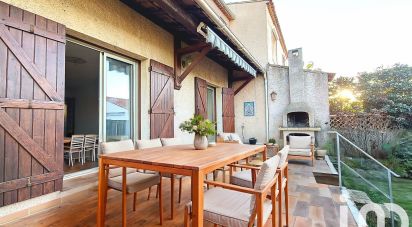 Traditional house 4 rooms of 86 m² in Six-Fours-les-Plages (83140)