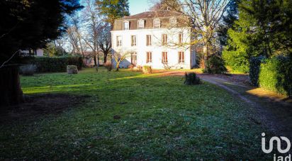 Maison 17 pièces de 380 m² à Cussac (87150)