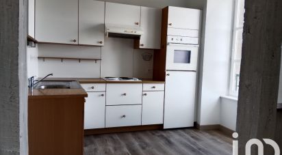 Apartment 3 rooms of 67 m² in Combourg (35270)