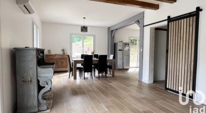 Maison traditionnelle 8 pièces de 190 m² à Limeray (37530)