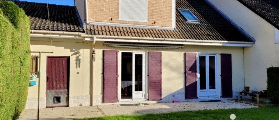 Maison 5 pièces de 110 m² à Seclin (59113)