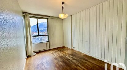 Apartment 3 rooms of 71 m² in Grenoble (38000)