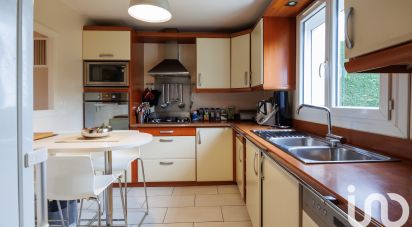 House 5 rooms of 112 m² in Saint-Genis-les-Ollières (69290)