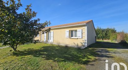 Maison traditionnelle 4 pièces de 82 m² à Roullet-Saint-Estèphe (16440)