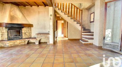 Traditional house 5 rooms of 108 m² in Gréasque (13850)