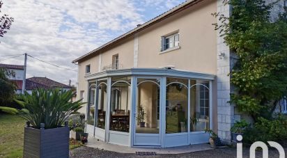 Maison 9 pièces de 229 m² à Barbezieux-Saint-Hilaire (16300)