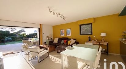 Apartment 3 rooms of 98 m² in Saint-Raphaël (83700)