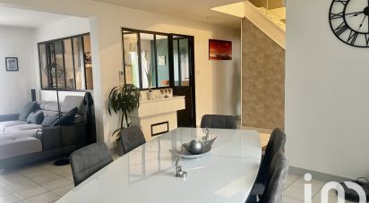 Maison 7 pièces de 125 m² à Larçay (37270)