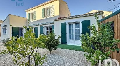 Traditional house 4 rooms of 110 m² in NARBONNE PLAGE (11100)