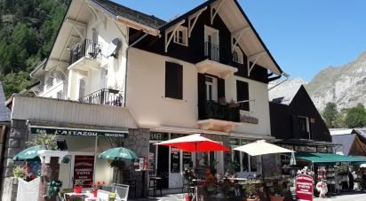 Hotel-restaurant of 451 m² in GAVARNIE (65120)