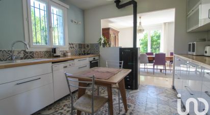 Traditional house 8 rooms of 181 m² in Alès (30100)