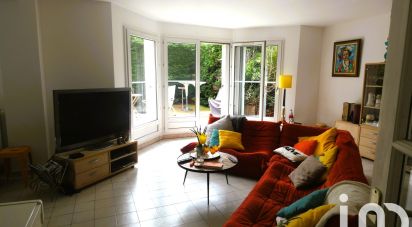 House 7 rooms of 150 m² in Saint-Leu-la-Forêt (95320)