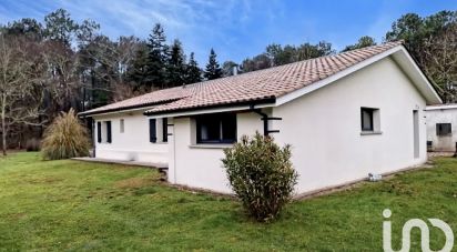 House 6 rooms of 170 m² in Lacanau (33680)