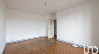 Apartment 1 room of 30 m² in Fontenay-sous-Bois (94120)