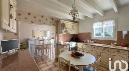 House 5 rooms of 141 m² in Le Barp (33114)