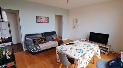 Apartment 3 rooms of 55 m² in Sainte-Savine (10300)