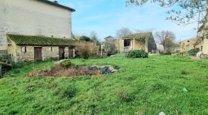 Country house 8 rooms of 150 m² in Brioux-sur-Boutonne (79170)