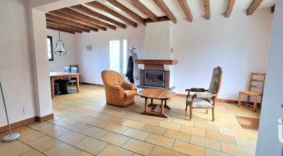 Traditional house 7 rooms of 177 m² in Courtenay (45320)