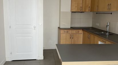 Apartment 3 rooms of 50 m² in Paris (75017)