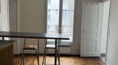 Appartement 3 pièces de 50 m² à Paris (75017)