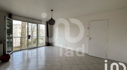 Appartement 2 pièces de 48 m² à Evry-Courcouronnes (91000)