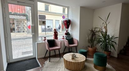 Retail property of 60 m² in Palaiseau (91120)