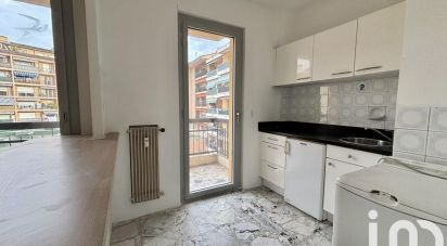 Apartment 1 room of 28 m² in Vence (06140)