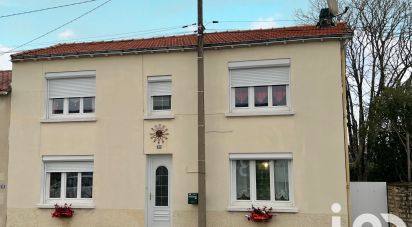 House 5 rooms of 90 m² in Fontenay-le-Comte (85200)