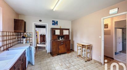 Longère 4 pièces de 100 m² à Bains-sur-Oust (35600)