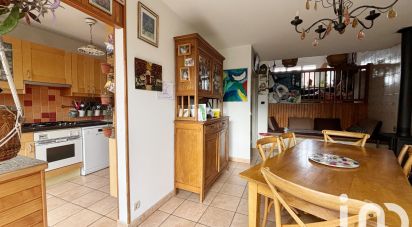 Traditional house 5 rooms of 108 m² in Villecresnes (94440)