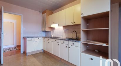 Apartment 3 rooms of 65 m² in Bassens (73000)